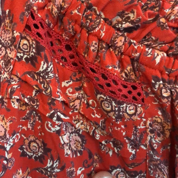 ANGIE NWT Off Shoulder Red Long Sleeve Shorts Bohemian Romper Jumpsuit LARGE - Picture 4 of 8